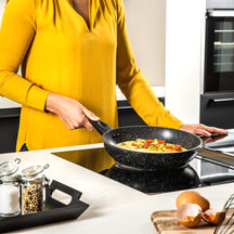 Westinghouse Pan Set Black Marble - 8 pans - Complete pan set - Induction and all other heat sources