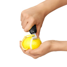 OXO Good Grips Lemon Squeezer