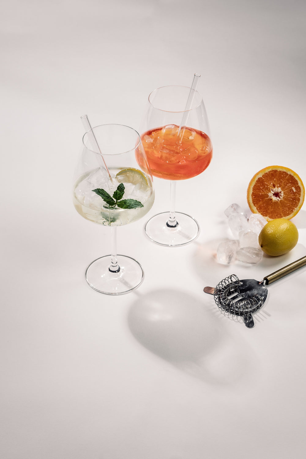 Schott Zwiesel Gin Tonic Glazen Taste - 4 Glazen + 4 Rietjes en Borsteltje