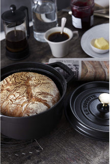 Staub Casserole Cocotte Black - ø 22 cm / 2.6 Liter