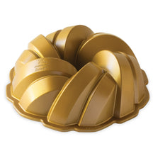 Nordic Ware Bundt Tin Braided Gold ø 27 cm / 3.5 Liters