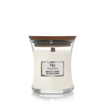 WoodWick Scented Candle Mini White Tea & Jasmine - 8 cm / ø 7 cm