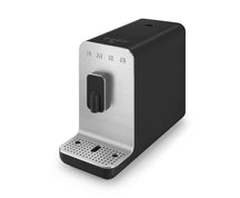 SMEG Volautomatische Koffiemachine - 1350 W - Zwart - 1.4 liter - BCC11BLMEU