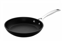 Le Creuset Frying Pan Les Forgées TNS - ø 24 cm - standard non-stick coating