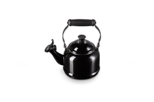 Le Creuset Whistling Kettle Demi Black Onyx 1.1 Liter