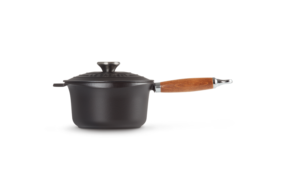 Le Creuset Saucepan - with lid - Tradition - Satin Black - ø 18 cm / 1.8 Liter