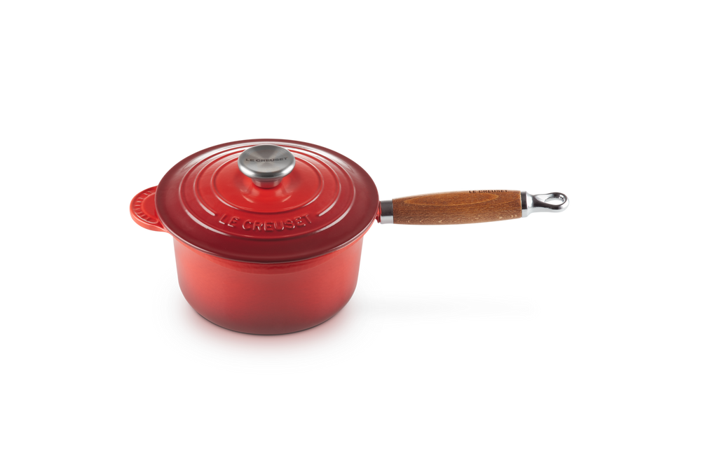 Le Creuset Saucepan - with lid - Tradition - Cerise - ø 18 cm / 1.8 Liter