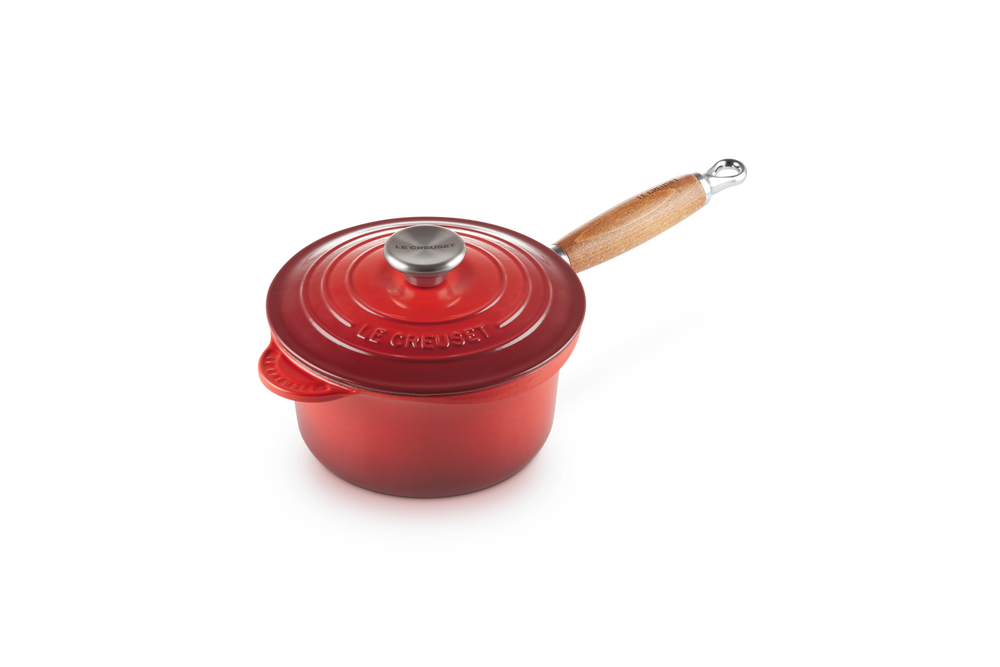 Le Creuset Saucepan - with lid - Tradition - Cerise - ø 18 cm / 1.8 Liter