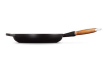 Le Creuset Frying Pan Signature Satin Black - ø 28 cm / 2.6 Liter - enamelled non-stick coating