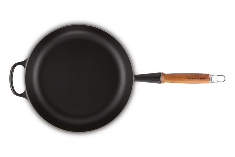 Le Creuset Skillet Signature Satin Black - ø 28 cm / 3.6 Liter - enamelled non-stick coating