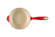 Le Creuset Sauspan Gietijzer - Goudkleurig Knop - Holly Christmas - Kersenrood -  ø 21 cm / 2 Liter