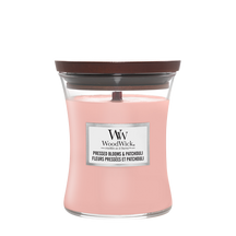 WoodWick Scented Candle Medium Pressed Blooms & Patchouli - 11 cm / ø 10 cm