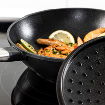 Westinghouse Wok pan Performance - Blissful Black - ø 28 cm - standard non-stick coating