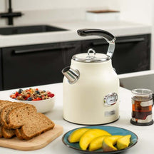 Westinghouse Kettle Retro Collections - 2200 W - vanilla white - 1.7 liter - WKWKH148WH