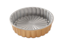 Nordic Ware Baking Tin Charlotte Gold ø 22 cm / 1.4 Liter