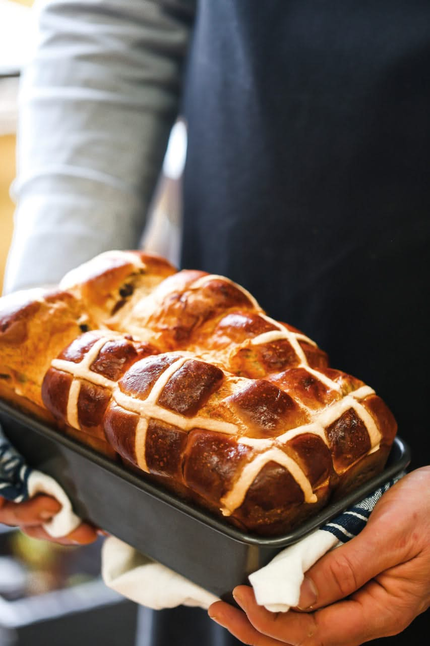 MasterClass Cake Mould / Bread Loaf Tin - 23 x 13 cm