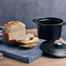 Le Creuset Casserole Cocotte Every - Tradition - Satin Black - ø 18 cm / 2 liter