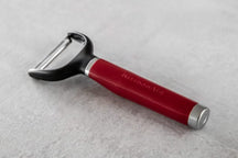 KitchenAid Peeler Core Emperor Red 18 cm