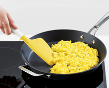 Joseph Joseph Egg Spatula Elevate