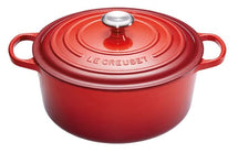 Le Creuset Casserole Signature Cerise - ø 28 cm / 6.7 Liter