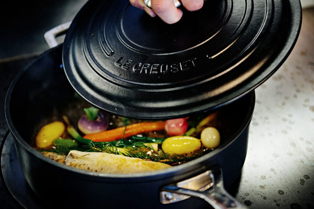 Le Creuset Skillet Les Forgees TNS - 26 cm / 3.8 Liter - standard non-stick coating